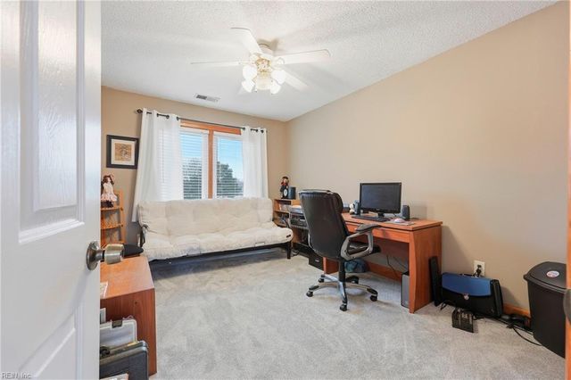 105 Waters DR, Moyock, NC 27958