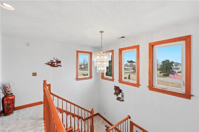 105 Waters DR, Moyock, NC 27958