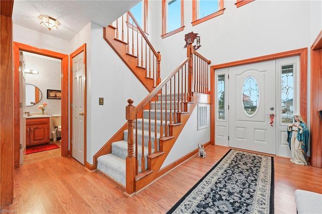 105 Waters DR, Moyock, NC 27958