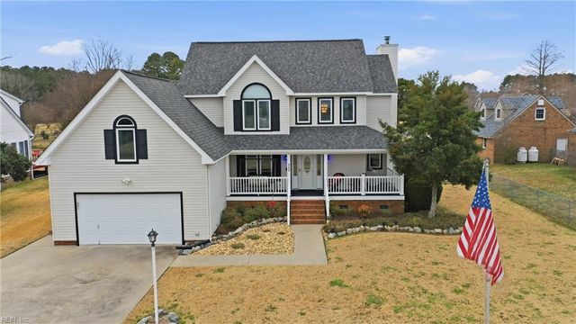 105 Waters DR, Moyock, NC 27958