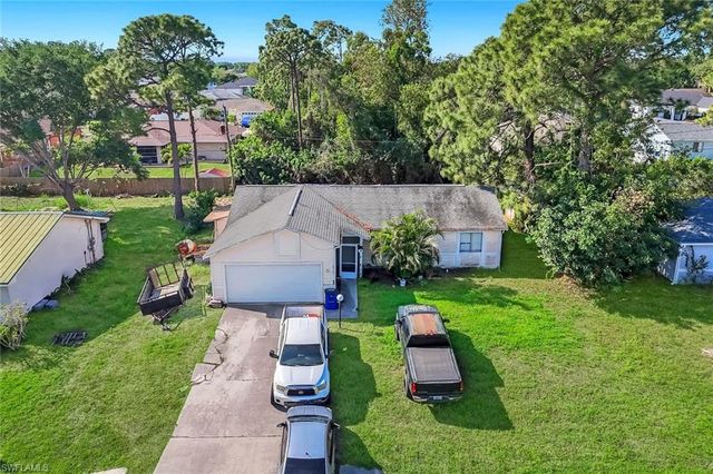 8362 Bamboo RD, Fort Myers, FL 33967