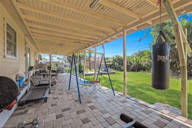 8362 Bamboo RD, Fort Myers, FL 33967