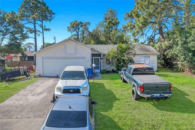 8362 Bamboo RD, Fort Myers, FL 33967