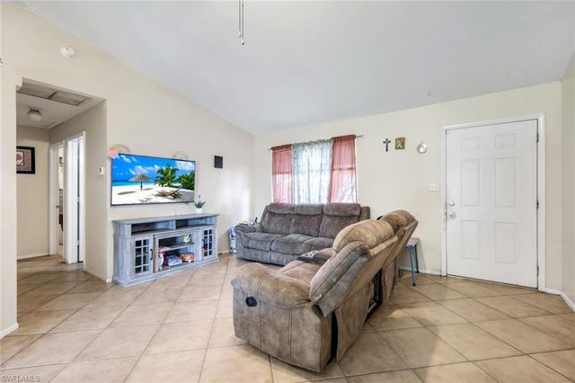 8362 Bamboo RD, Fort Myers, FL 33967