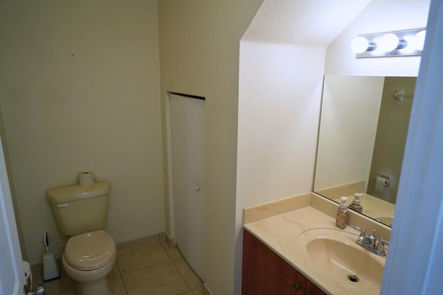 2904 SW Venice Court, Palm City, FL 34990