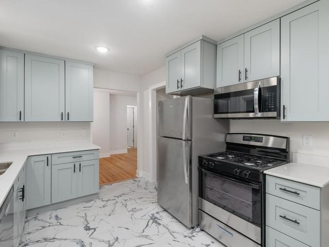 2317 53rd Avenue N, Minneapolis, MN 55430