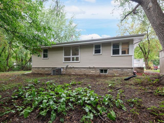 2317 53rd Avenue N, Minneapolis, MN 55430