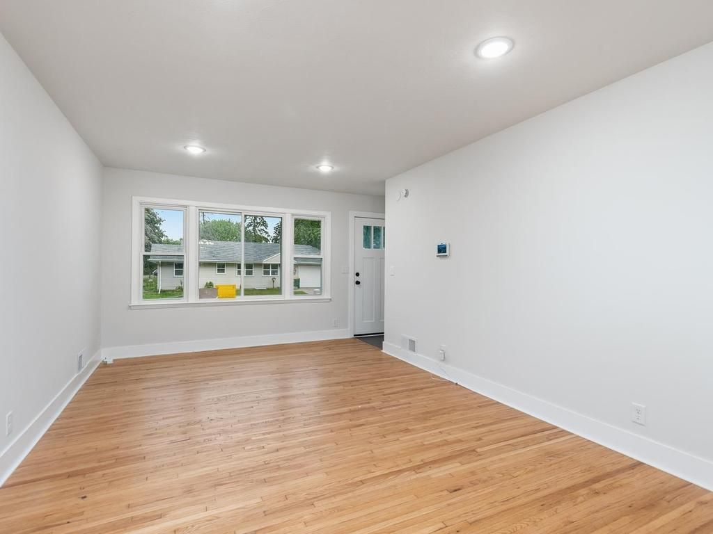 2317 53rd Avenue N, Minneapolis, MN 55430 — photo 4