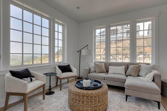 419 NE Moonwake Lane 17, Depoe Bay, OR 97341