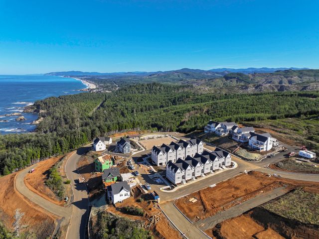 419 NE Moonwake Lane 17, Depoe Bay, OR 97341