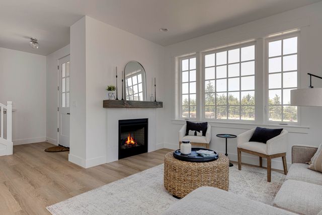 419 NE Moonwake Lane 17, Depoe Bay, OR 97341