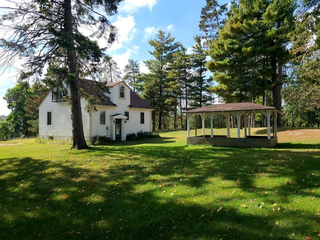 103 SW 4th Street, Grand Rapids, MN 55744