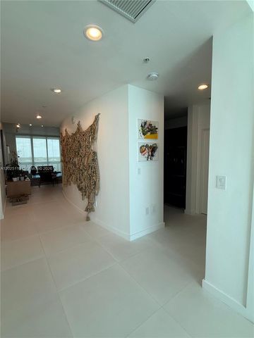 7928 East Dr 904, North Bay Village, FL 33141