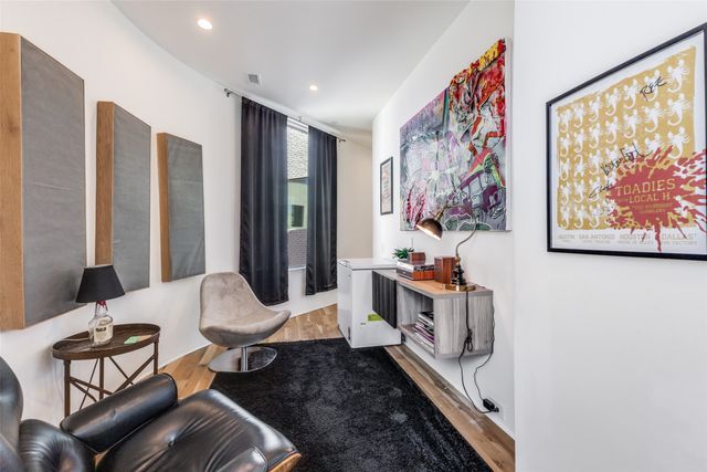 308 Blackland Court, Dallas, TX 75243