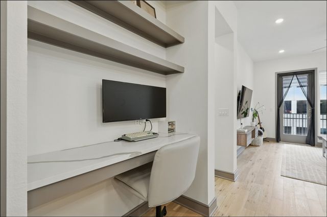 2700 Old Denton Road 2254, Carrollton, TX 75007