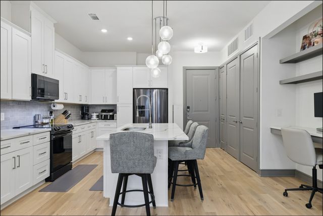 2700 Old Denton Road 2254, Carrollton, TX 75007