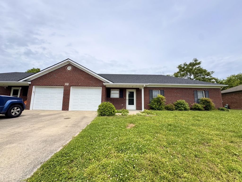 127 Commerce Drive, Berea, KY 40403