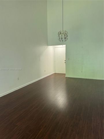 10233 NW 9th St Cir 210-1, Miami, FL 33172