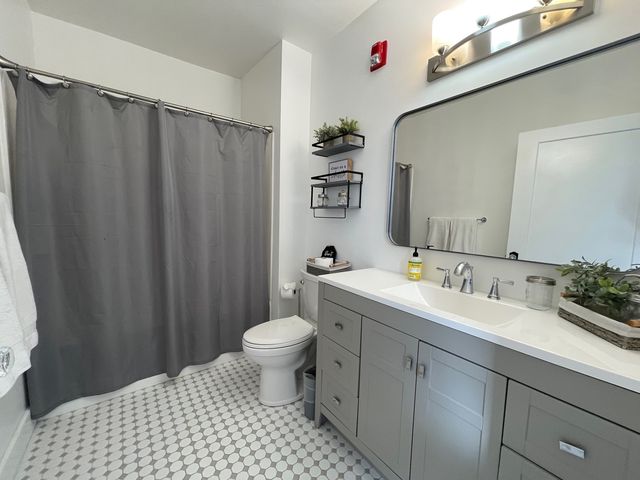 Address unavailable.