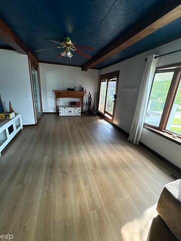 182 River trail Drive, Bangor Twp, MI 48706