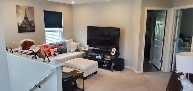 125 Heron Avenue, Pataskala, OH 43062