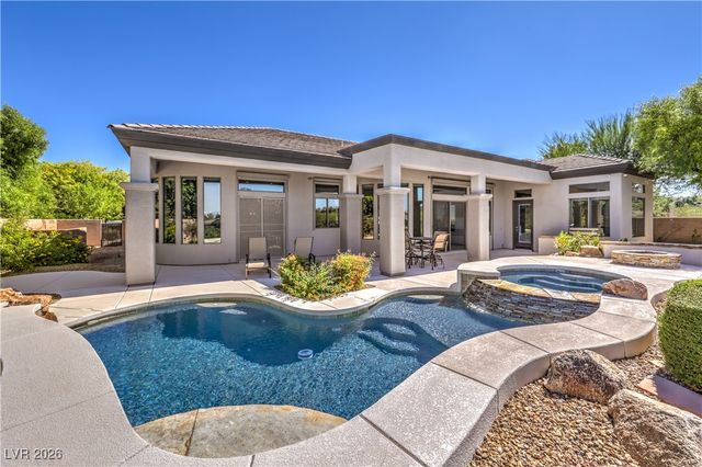 29 Golf Crest Court, Henderson, NV 89052