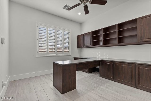 29 Golf Crest Court, Henderson, NV 89052