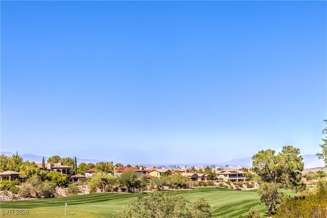 29 Golf Crest Court, Henderson, NV 89052