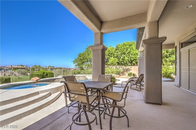 29 Golf Crest Court, Henderson, NV 89052