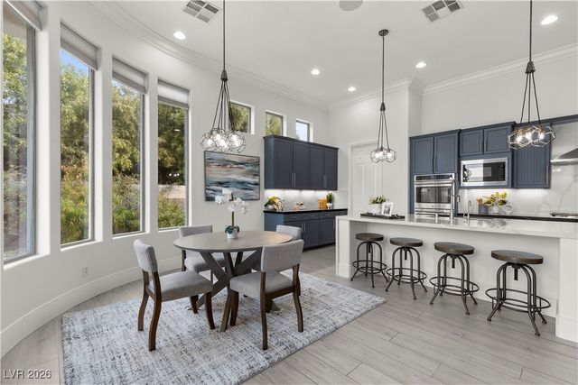 29 Golf Crest Court, Henderson, NV 89052