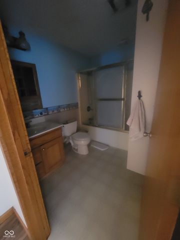 716 Fairview Drive, Columbus, IN 47201