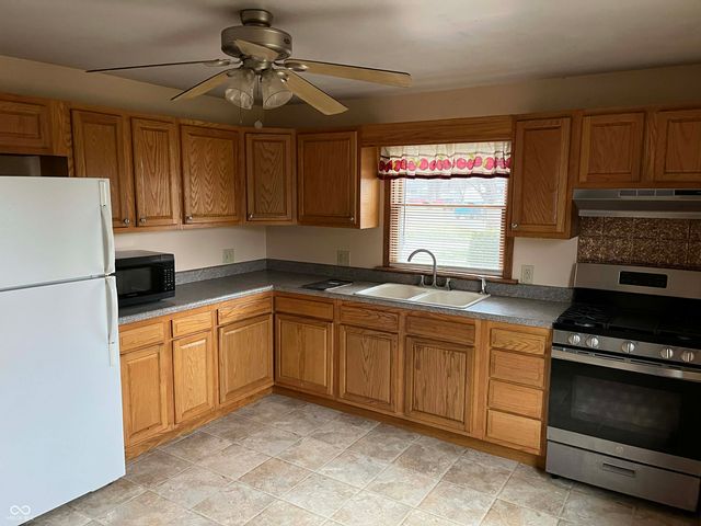 716 Fairview Drive, Columbus, IN 47201