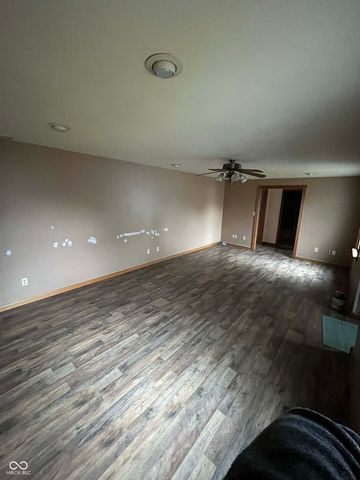 716 Fairview Drive, Columbus, IN 47201