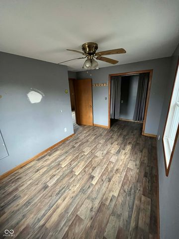 716 Fairview Drive, Columbus, IN 47201