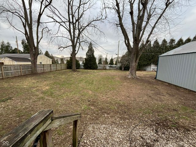 716 Fairview Drive, Columbus, IN 47201