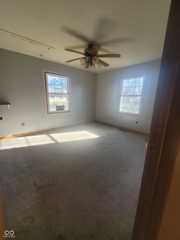 716 Fairview Drive, Columbus, IN 47201