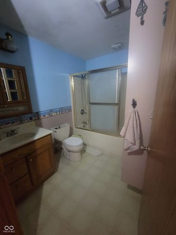 716 Fairview Drive, Columbus, IN 47201