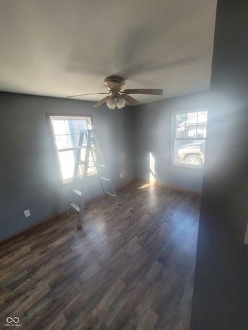 716 Fairview Drive, Columbus, IN 47201