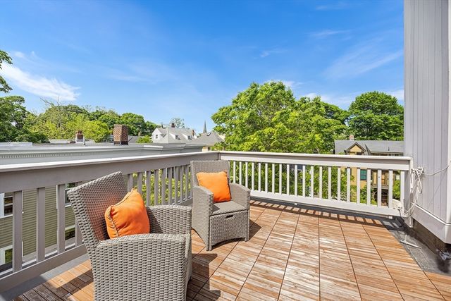16 Ellery Square, Cambridge, MA 02138