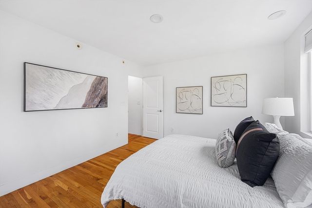 16 Ellery Square, Cambridge, MA 02138