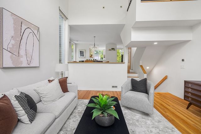 16 Ellery Square, Cambridge, MA 02138