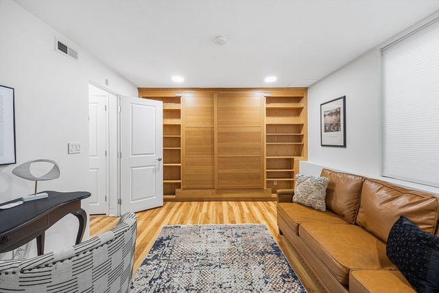 16 Ellery Square, Cambridge, MA 02138