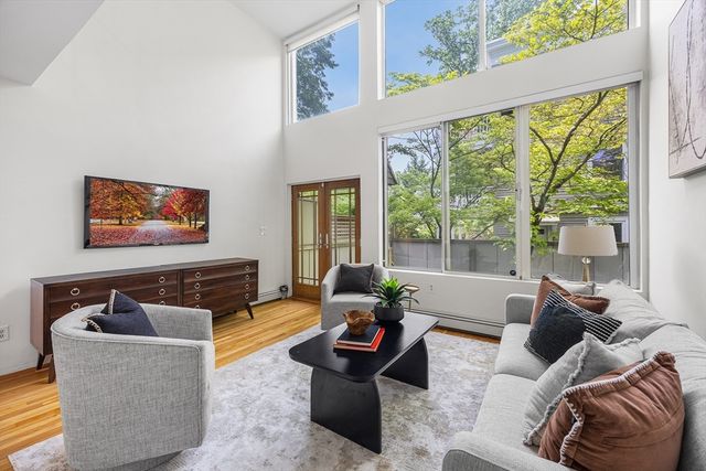 16 Ellery Square, Cambridge, MA 02138
