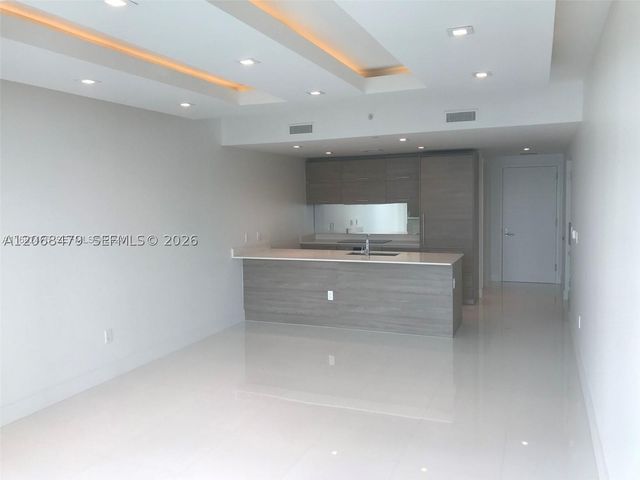 1300 S Miami Ave 3003, Miami, FL 33130