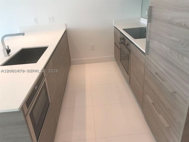 1300 S Miami Ave 3003, Miami, FL 33130