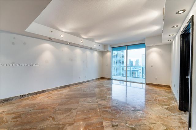 1900 N Bayshore Dr 3715, Miami, FL 33132