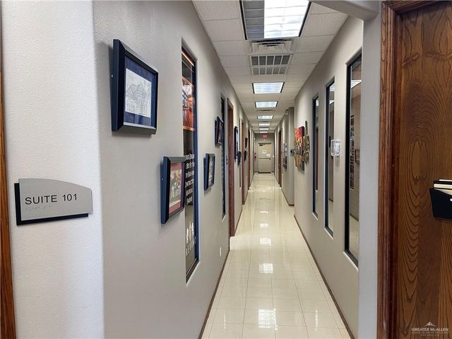 4943 S Jackson Road 101, Edinburg, TX 78539