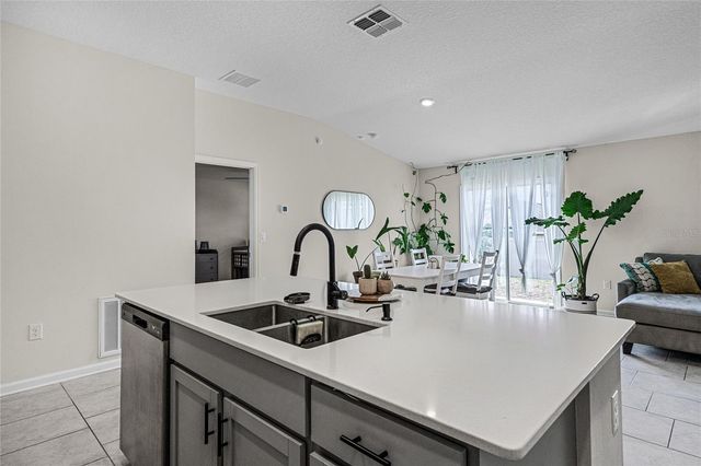 425 N ANDREA CIRCLE, Haines City, FL 33844