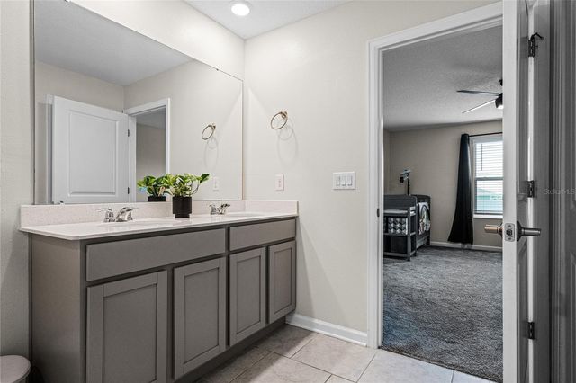 425 N ANDREA CIRCLE, Haines City, FL 33844