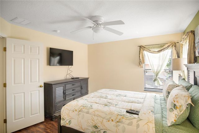 134 SEVILLA AVENUE, Davenport, FL 33897